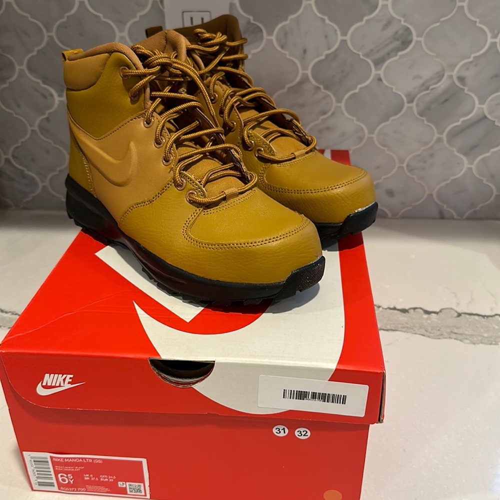 Nike Manoa Leather (GS) Boots